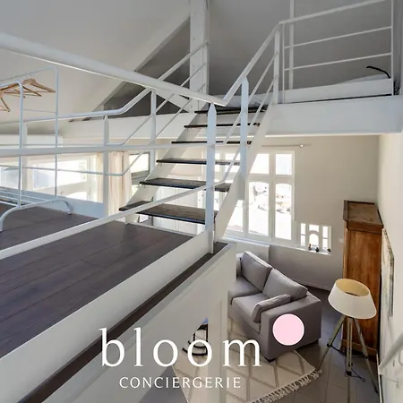 Loft Independant Avec Parking Prive *