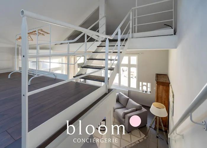 Loft Independant Avec Parking Prive *